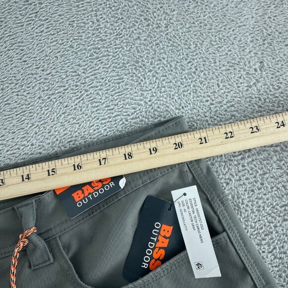 Outdoor Mens Essential Tech Cargo Tapered Pants Size 40  NWT 5533 - Picture 7 of 12